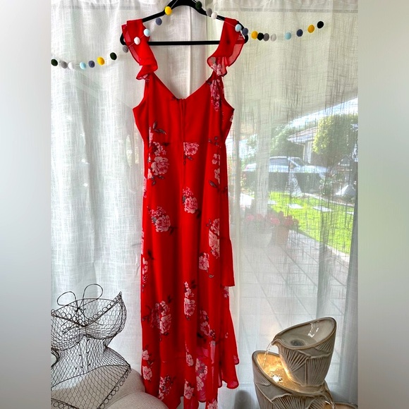 🌺 Gorgeous flowy red floral ruffle strap maxi dress! Juniors XXL - Picture 2 of 9